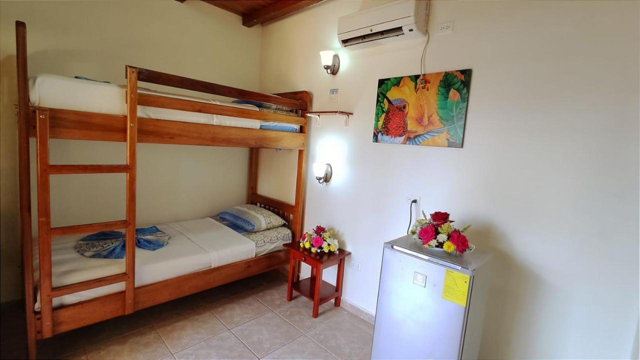Hotel Cielo Azul Atacames Exterior foto